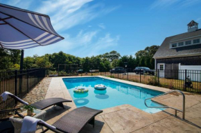 Oasis near beach Pool large yard and airy kitchen